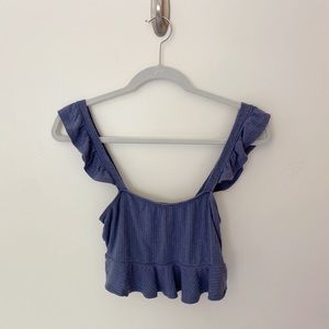 Urban Outiftters Ruffle Top💙